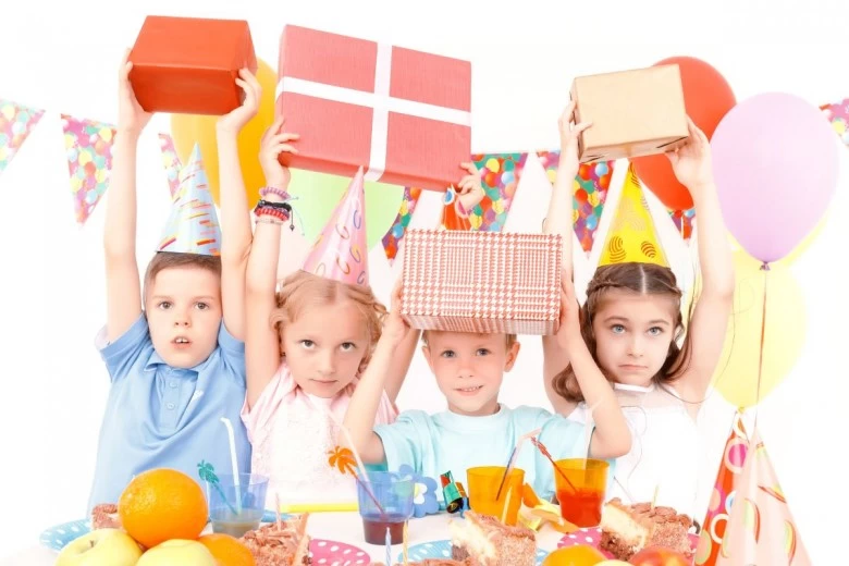Slavimo mali jubilej- Dobro došli na veliku 4Kids rođendansku zabavu!