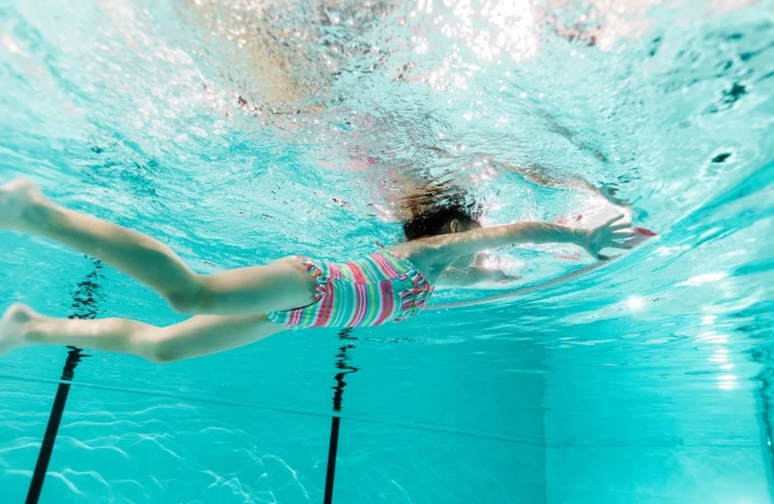 Kako naučiti dete da pliva na najlakši način