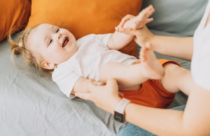 Kako se igrati sa detetom od godinu dana?