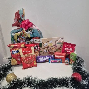 Novogodišnji slatki paketić za decu od 1999 din 2025, 1-3g